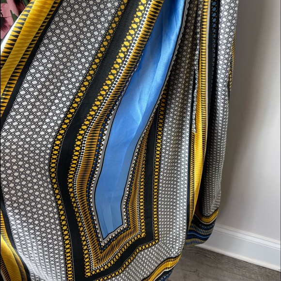 New Women's Blue & White Sleeveless Pleated Striped Maxi Dress Size Small - Picture 9 of 12